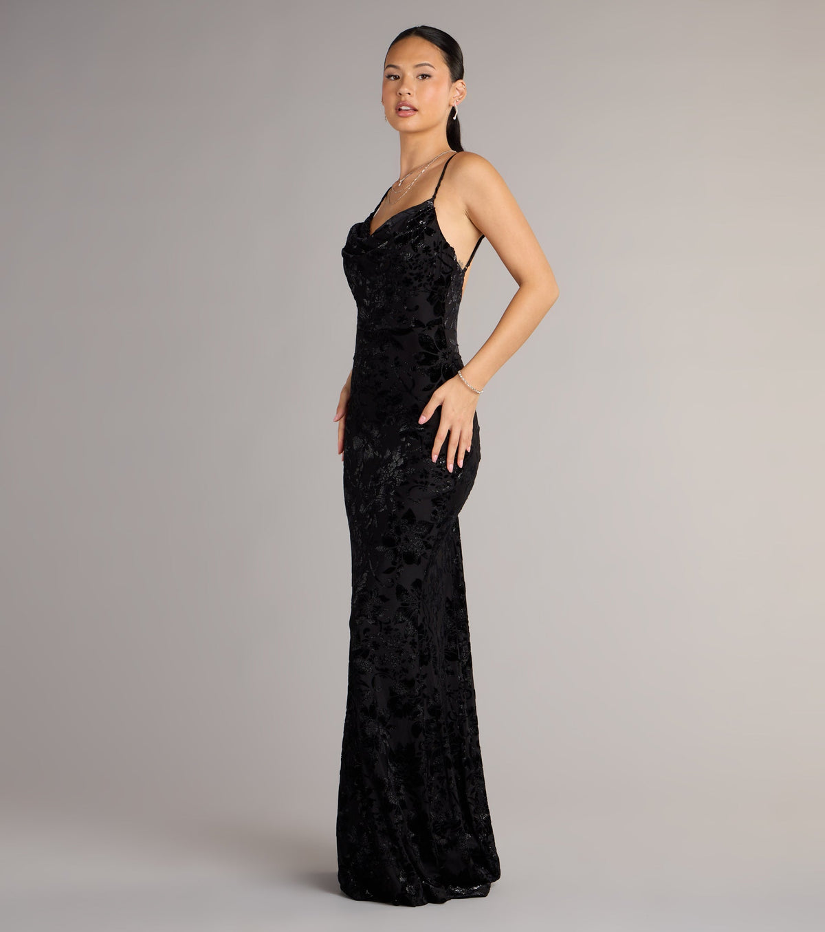 Maddie Velvet Open Back Mermaid Formal Dress