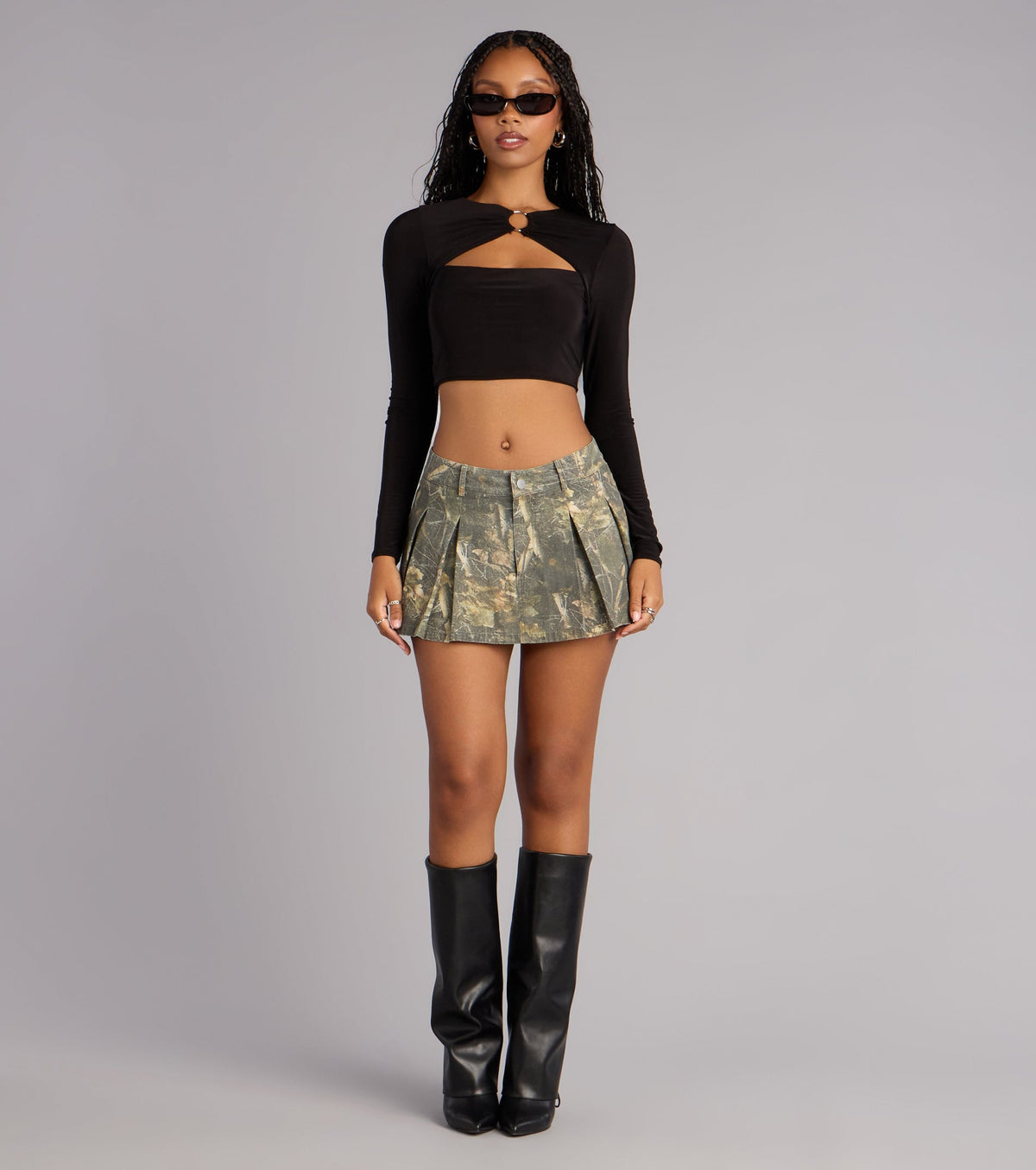 Cool Girl O-Ring Cutout Crop Top