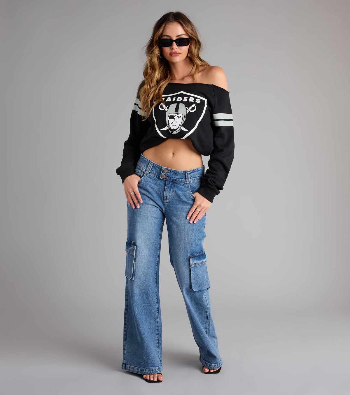 Ultra Game NFL Las Vegas Raiders Pull-Over Top