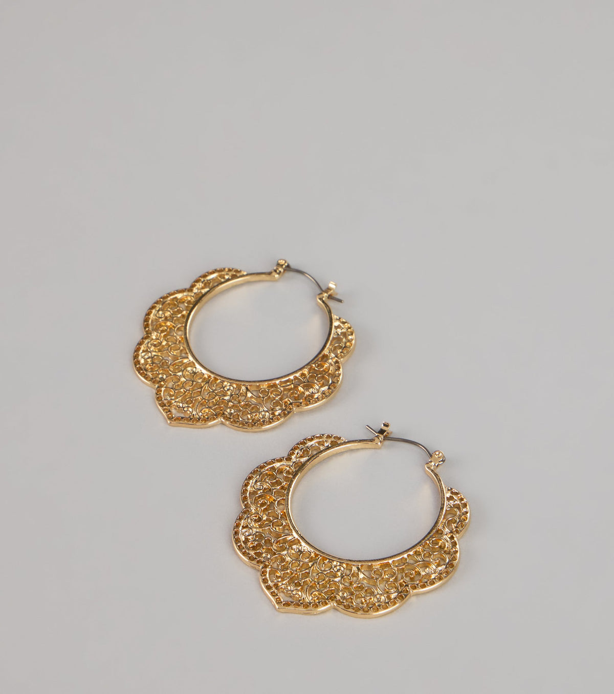 Easy Statement Filigree Hoop Earrings