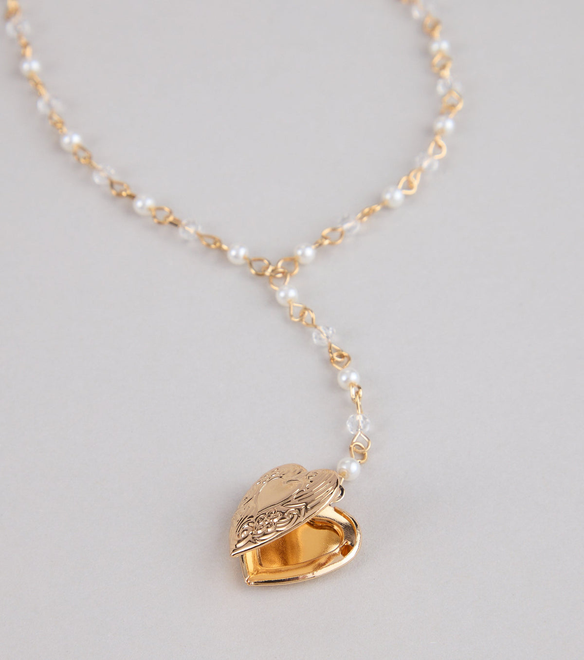 Heart To Heart Pearl Chain Locket Necklace