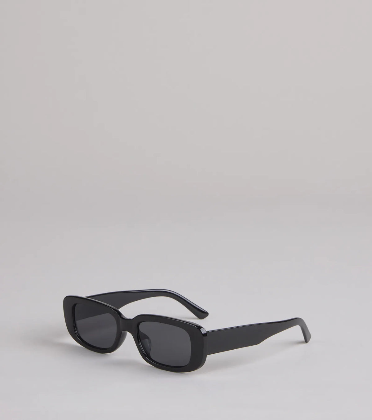 Girl On The Go Square Sunglasses