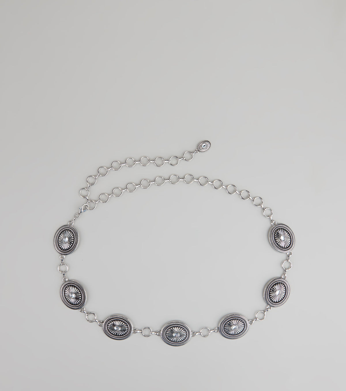 Saddle Chic Oval Concho Chain Belt
