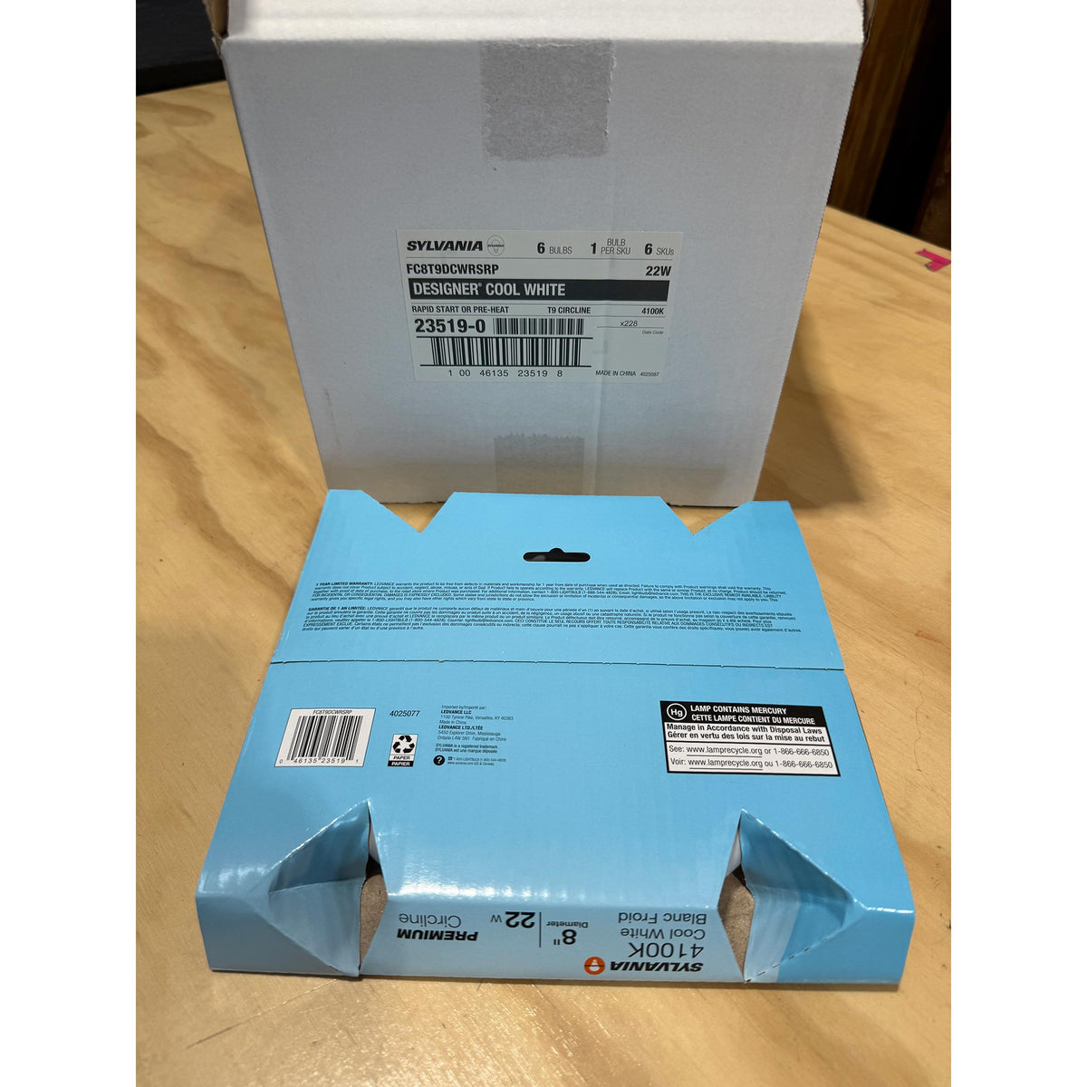 Sylvania FC8T9 22W 8in T9 4100K Cool White 1050Lm G10Q Circline Fluorescent Bulb