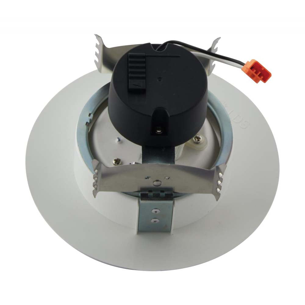 7.5w LED Directional Retrofit Downlight 4 in. CCT Tunable 60 deg. 120v