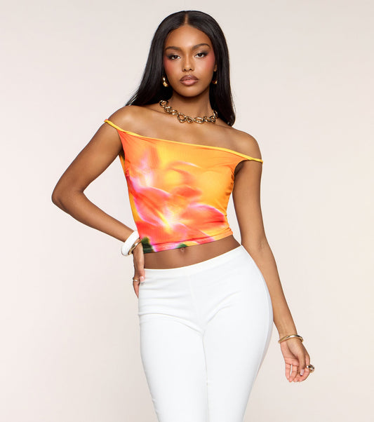 Play Nice Twist Strap Crop Top