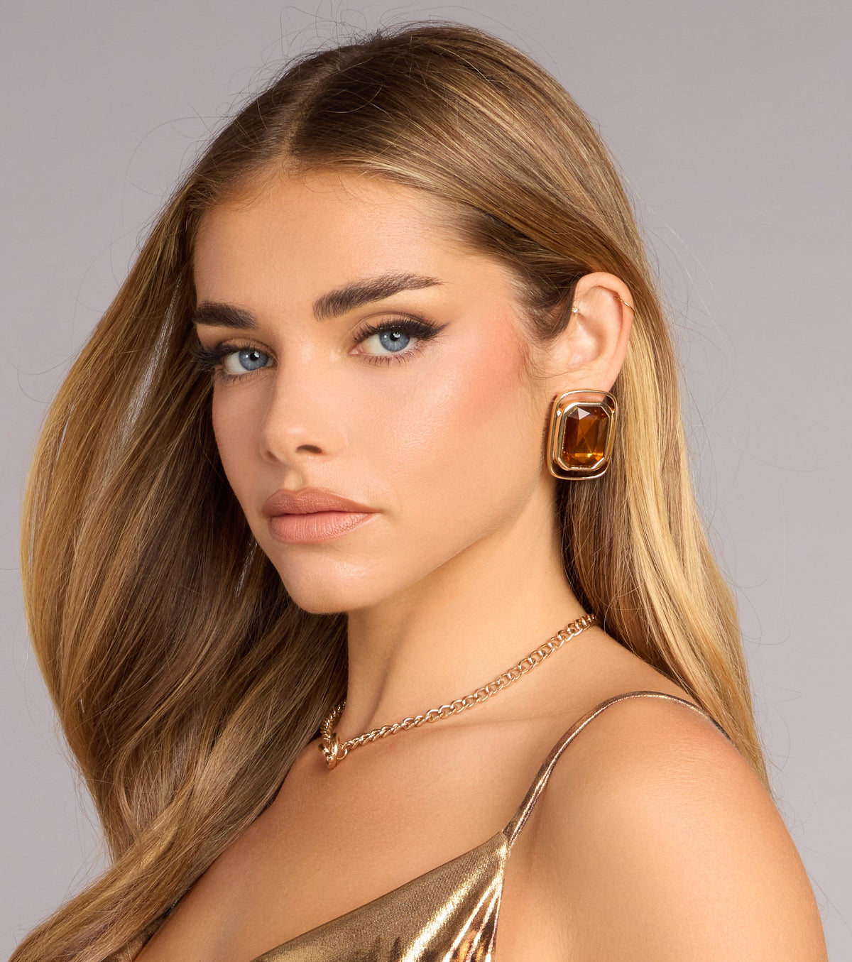 Bold Detail Statement Stone Stud Earrings