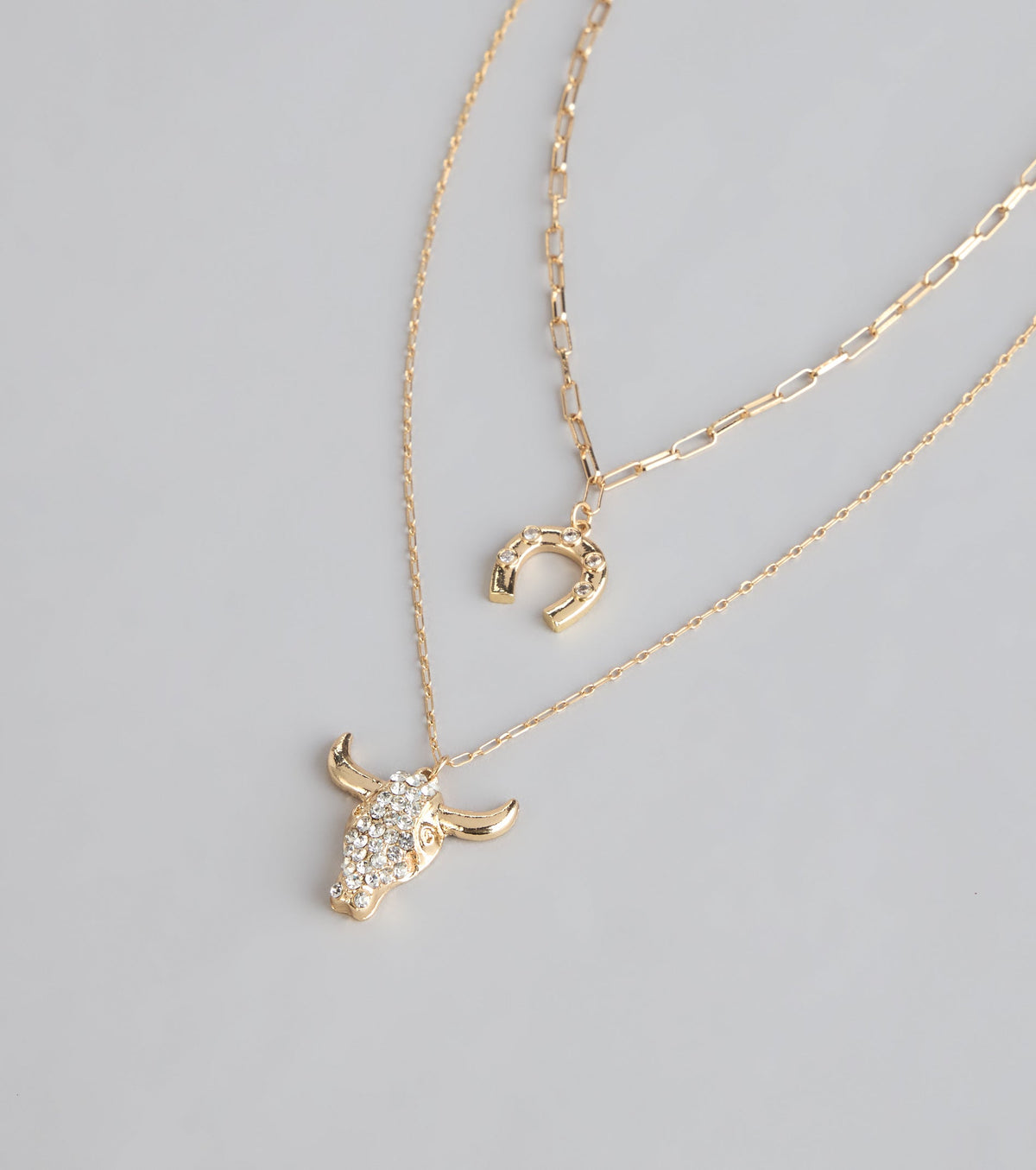 Rodeo Glow Skull And Horseshoe Necklace