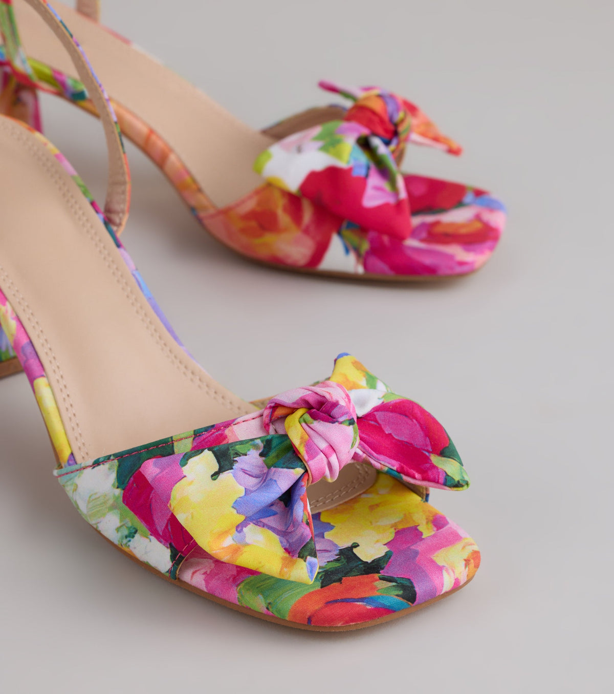 Floral Moment Bow Block Heels
