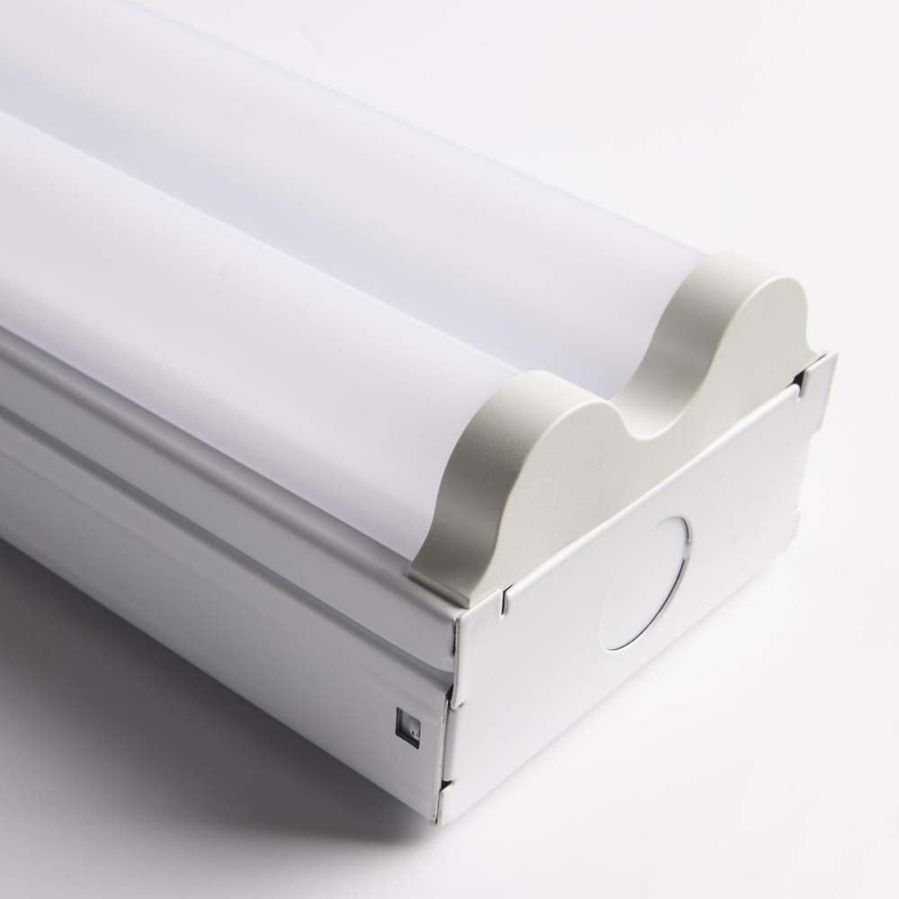 4-ft 43w LED Double Light Strip Fixture 4750 lumens 4000K 120-277V