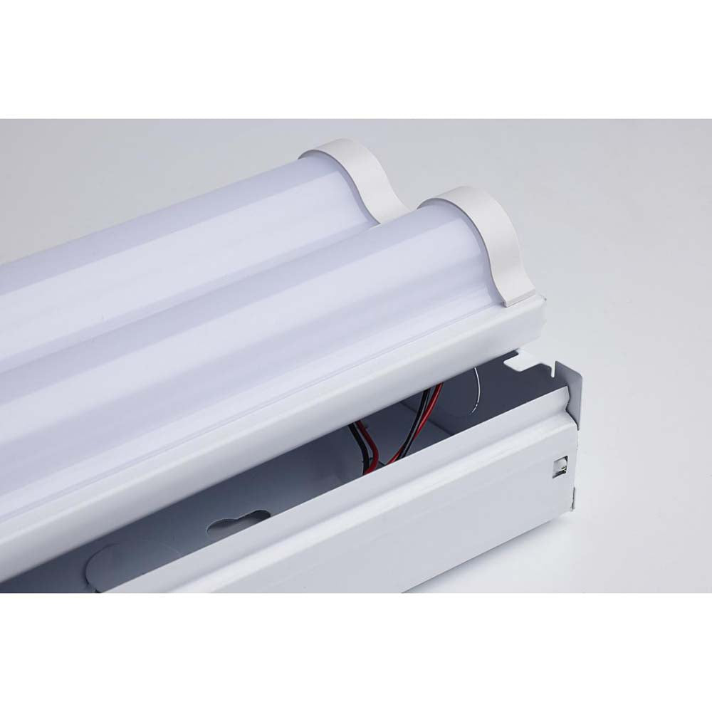 4-ft 43w LED Double Light Strip Fixture 4750 lumens 4000K 120-277V